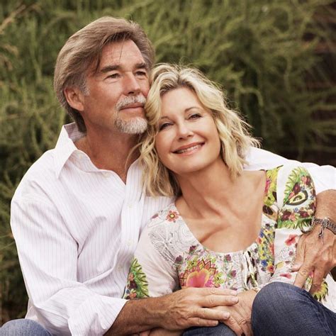 olivia newton john marido.